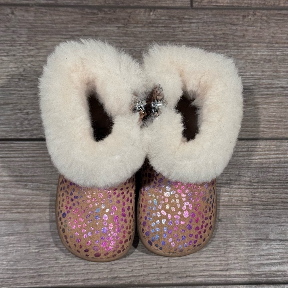 Ugg Jorie Spots Metallic Rainbow Shimmering Lined Sheepskin Boot Baby SZ 4/5 EUC - Picture 10 of 14